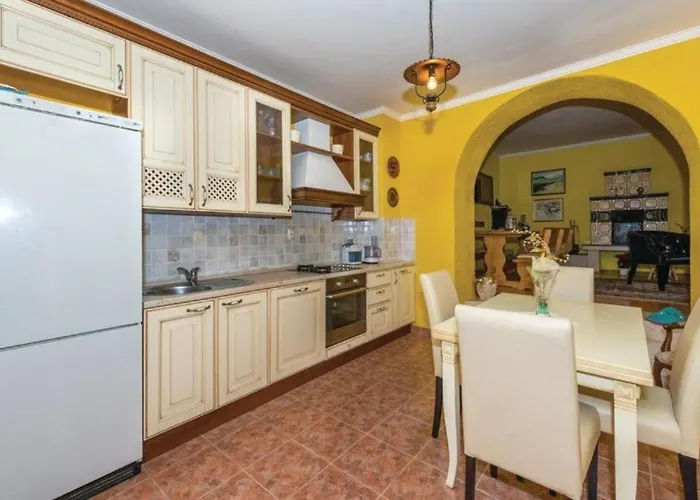 Marin As With Pool 別荘