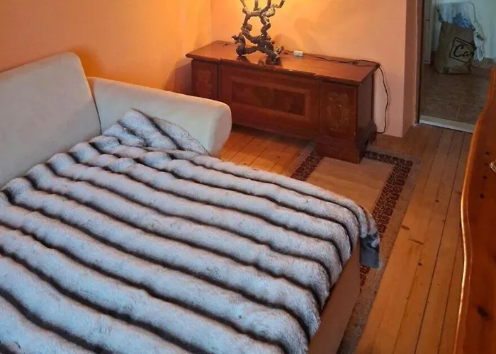 Casa de Férias Marin As With Pool Drniš