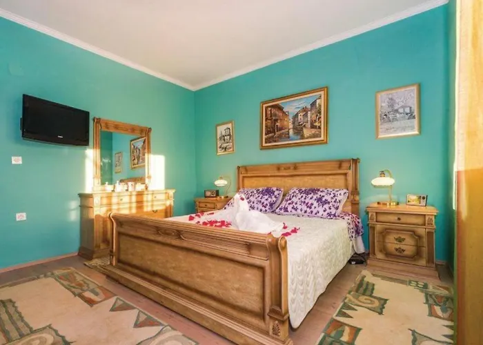 Marin As With Pool 別荘